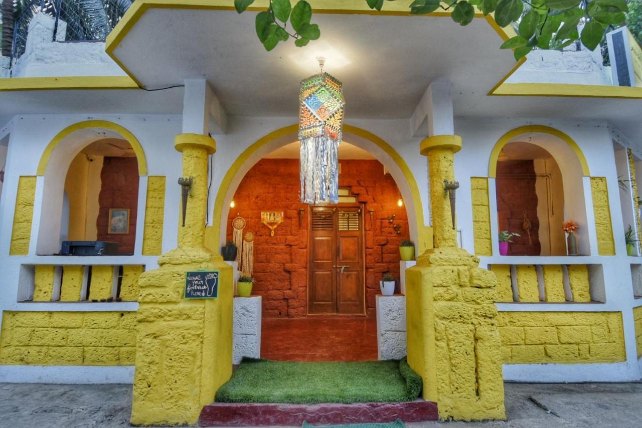 Aerostel - Backpacker'S Hostel In Goa Calangute Exterior photo